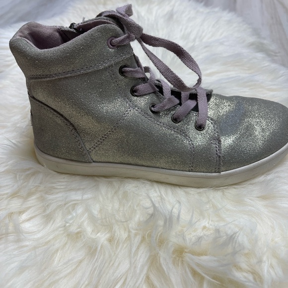 UGG Schyler high top sneakers youth size 3 - Picture 4 of 10